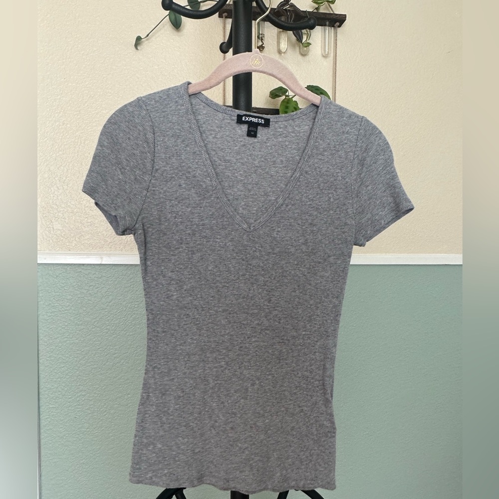 Express XS ribbed grey t shirt - comfy & stretchy